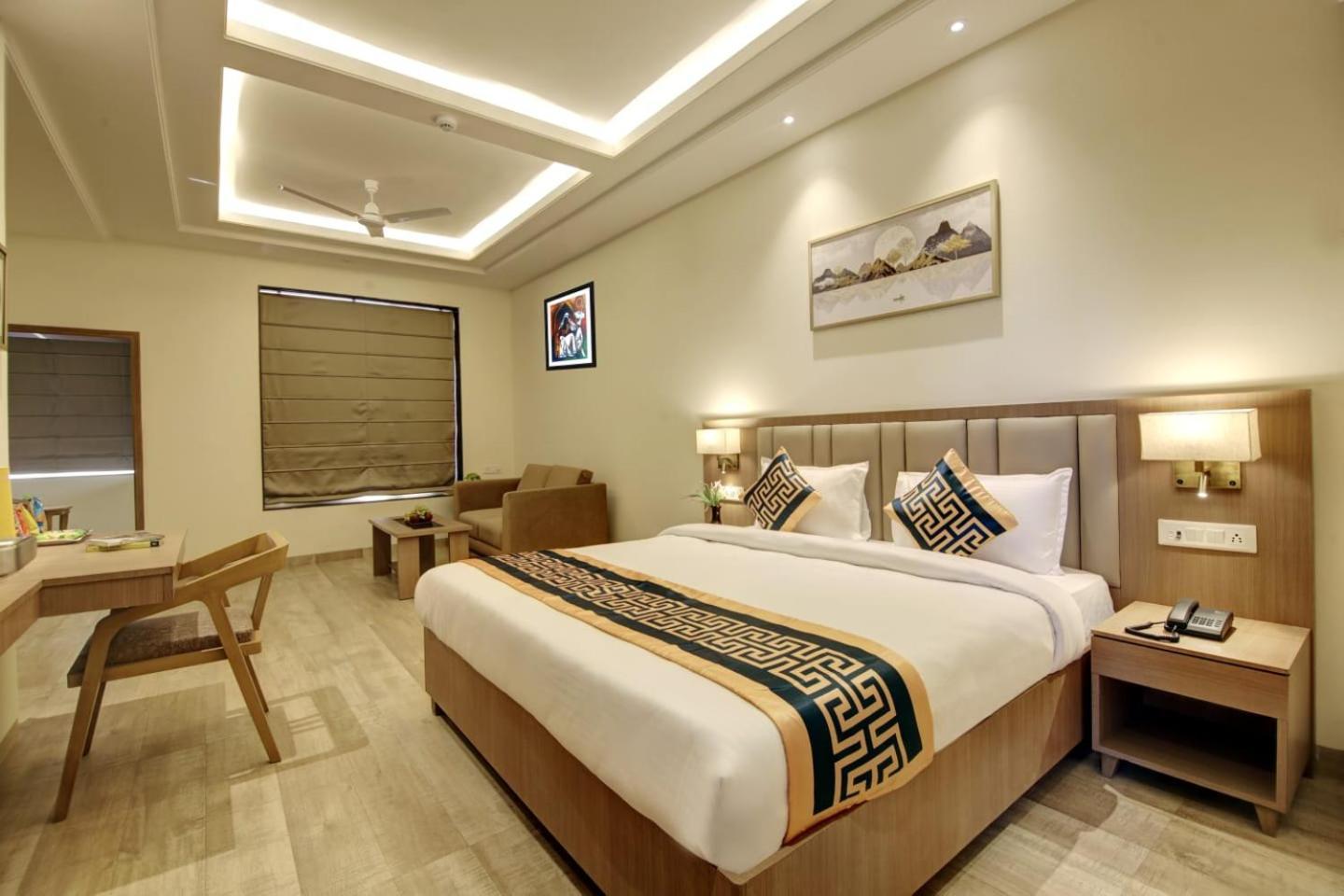 Hotel Golden Prime New Delhi Extérieur photo